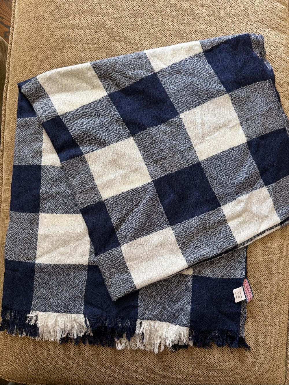 Vineyard Vines 100% Merino Wool Buffalo Plaid Scarf | 40x84 | Navy & Cream